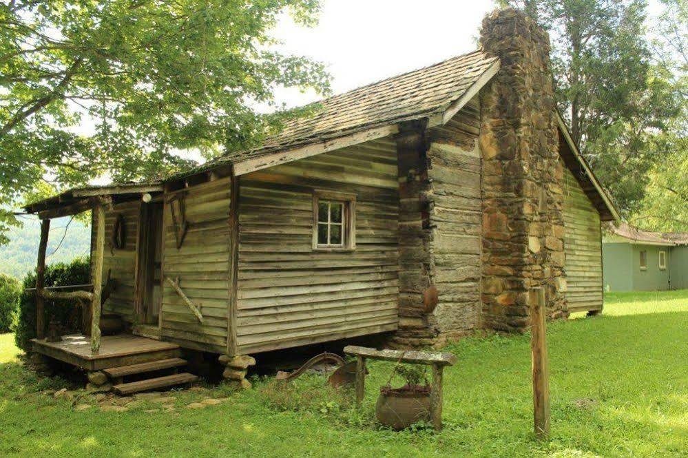 Отель Pisgah View Ranch Candler Экстерьер фото